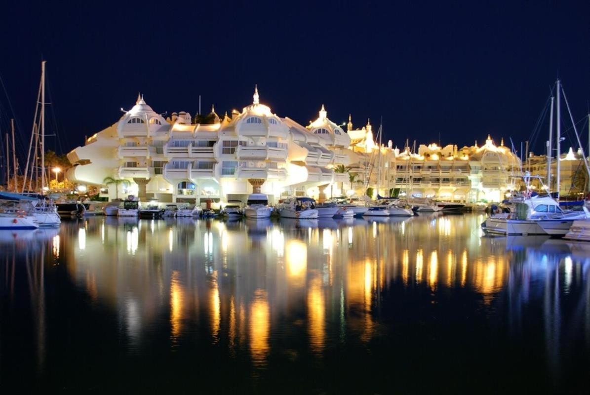 Puerto Marina Luxury Apartment With Sea Views بينالماذينا المظهر الخارجي الصورة