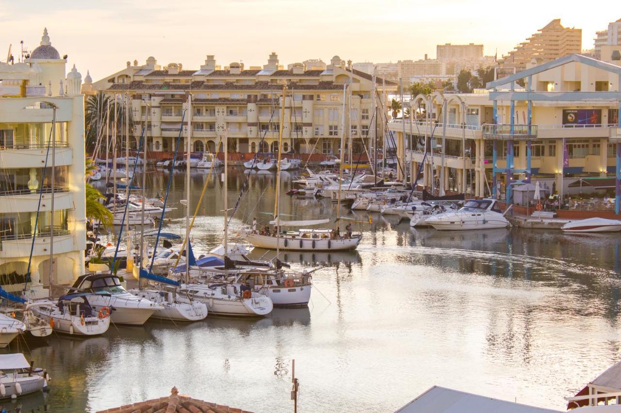Puerto Marina Luxury Apartment With Sea Views بينالماذينا المظهر الخارجي الصورة