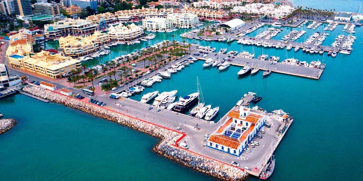 Puerto Marina Luxury Apartment With Sea Views بينالماذينا المظهر الخارجي الصورة
