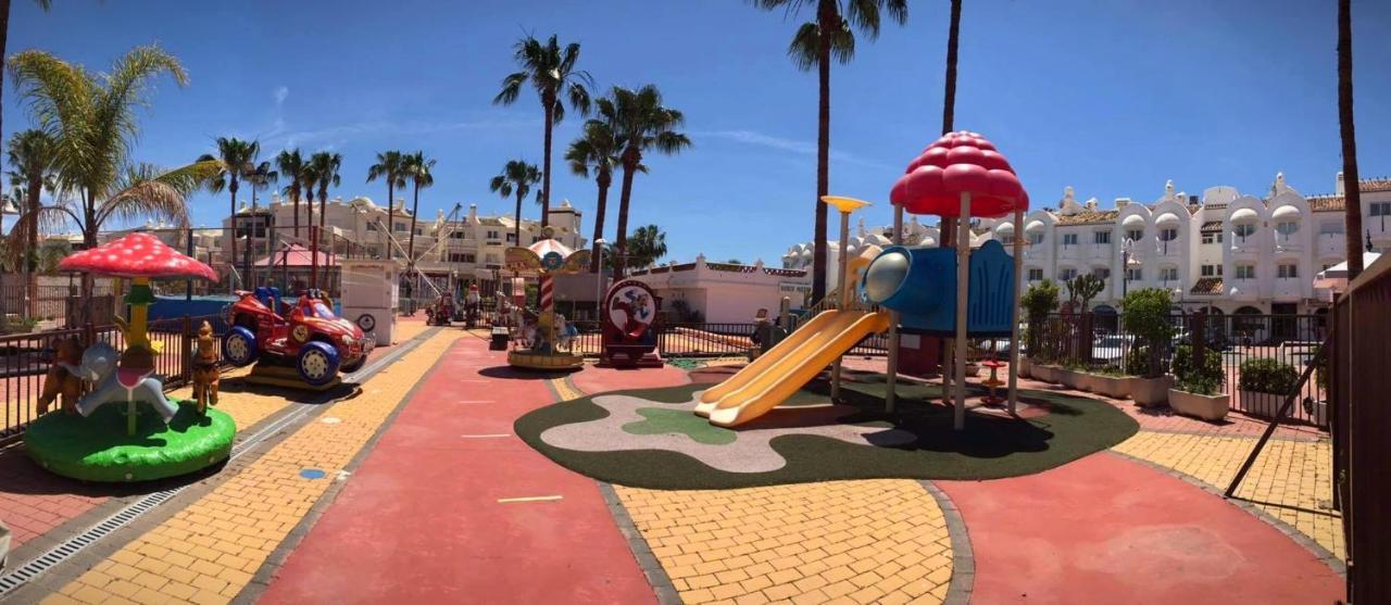 Puerto Marina Luxury Apartment With Sea Views بينالماذينا المظهر الخارجي الصورة