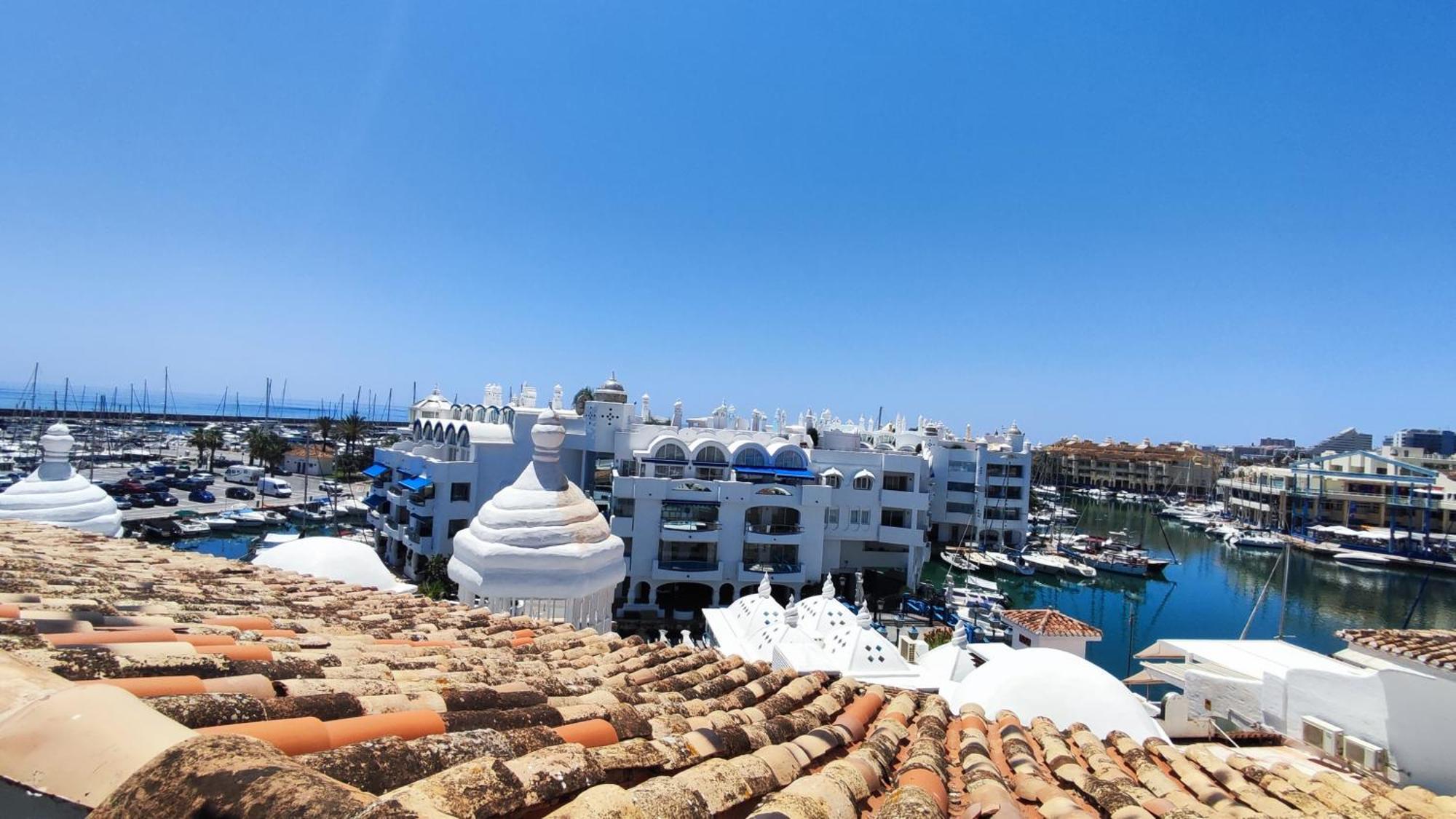 Puerto Marina Luxury Apartment With Sea Views بينالماذينا المظهر الخارجي الصورة