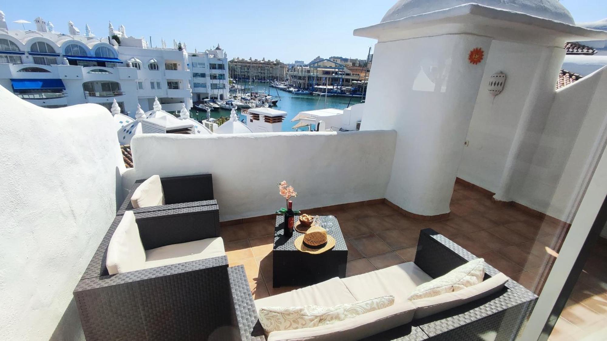 Puerto Marina Luxury Apartment With Sea Views بينالماذينا المظهر الخارجي الصورة